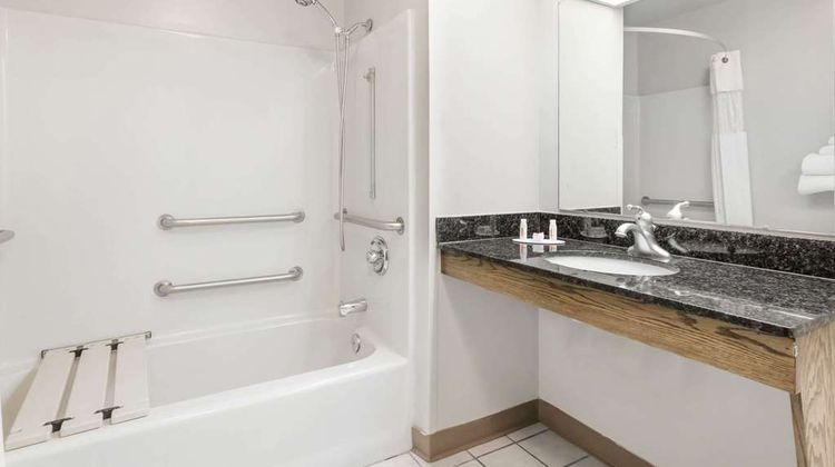 Baymont Inn & Suites, Duncan Room