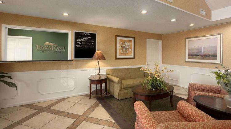 Baymont Inn & Suites Gaffney Lobby