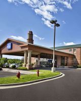 Baymont Inn & Suites Cedar Bluff