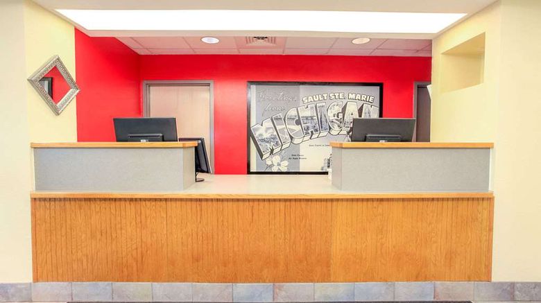 <b>Super 8 Sault Ste. Marie Lobby</b>. Images powered by <a href="https://iceportal.shijigroup.com/" title="IcePortal" target="_blank">IcePortal</a>.