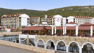Ramada Resort Akbuk