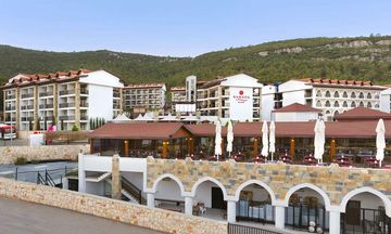 Ramada Resort Akbuk