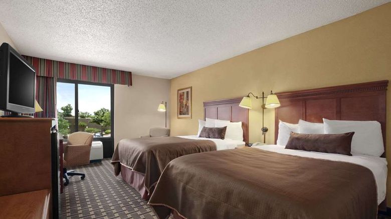 <b>Baymont Inn & Suites, Lewisville Room</b>. Images powered by <a href="https://iceportal.shijigroup.com/" title="IcePortal" target="_blank">IcePortal</a>.