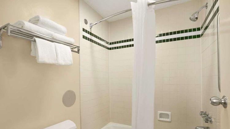 Days Inn Alexander City Room