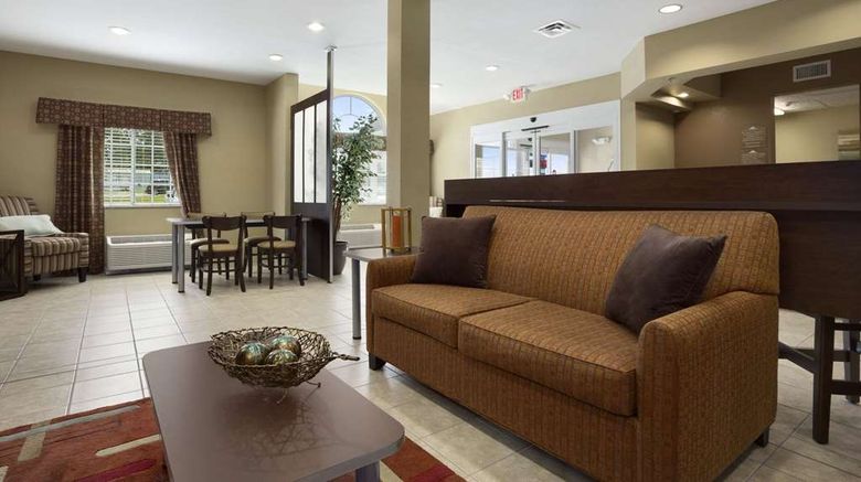 <b>Microtel Inn & Suites Carrollton Lobby</b>. Images powered by <a href="https://iceportal.shijigroup.com/" title="IcePortal" target="_blank">IcePortal</a>.