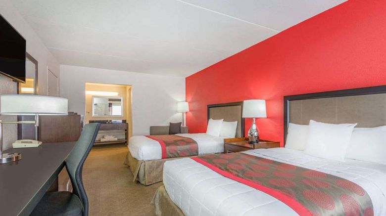 <b>Ramada Albuquerque Airport Room</b>. Images powered by <a href="https://iceportal.shijigroup.com/" title="IcePortal" target="_blank">IcePortal</a>.