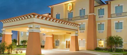 Super 8 Hidalgo/McAllen Area Exterior
