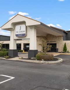 Ramada Jordan/Beacon Harbourside Resort