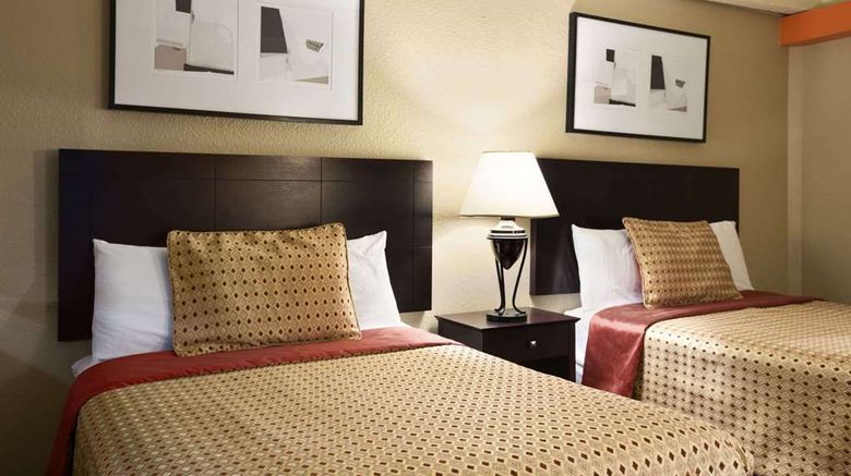 <b>Days Inn Denver Downtown Room</b>. Images powered by <a href="https://iceportal.shijigroup.com/" title="IcePortal" target="_blank">IcePortal</a>.