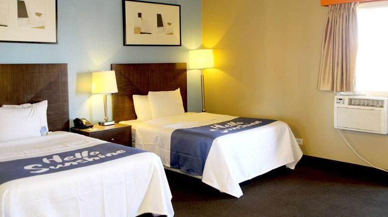 <b>Days Inn Denver Downtown Room</b>. Images powered by <a href="https://iceportal.shijigroup.com/" title="IcePortal" target="_blank">IcePortal</a>.