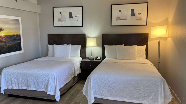 Days Inn Denver Downtown Room