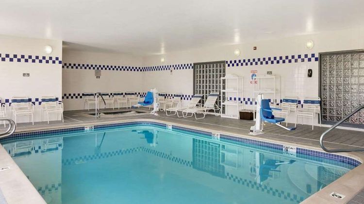 Baymont Inn & Suites Denver West/Fed Ctr Pool