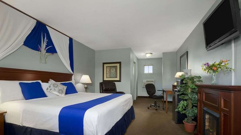 <b>Knights Inn Lindsay Room</b>. Images powered by <a href="https://iceportal.shijigroup.com/" title="IcePortal" target="_blank">IcePortal</a>.