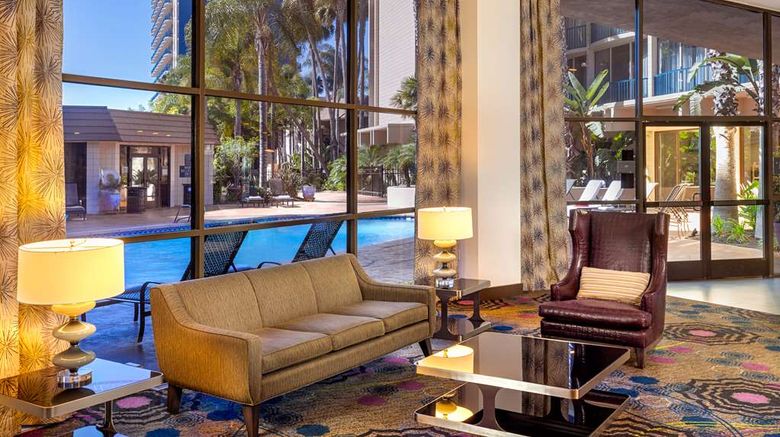 <b>Wyndham San Diego Bayside Lobby</b>. Images powered by <a href="https://iceportal.shijigroup.com/" title="IcePortal" target="_blank">IcePortal</a>.