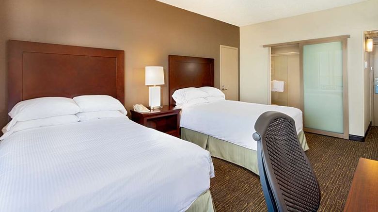 <b>Wyndham San Diego Bayside Room</b>. Images powered by <a href="https://iceportal.shijigroup.com/" title="IcePortal" target="_blank">IcePortal</a>.