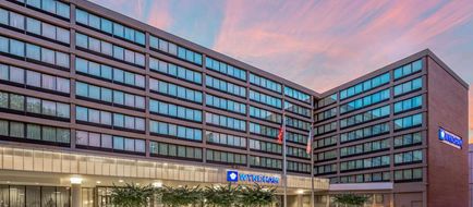 Wyndham Philadelphia Historic District Exterior