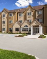 Microtel Inn & Suites by Wyndham Kenedy