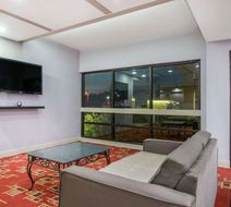 Super 8 Wichita South Lobby