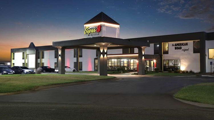 Super 8 Wichita South Exterior