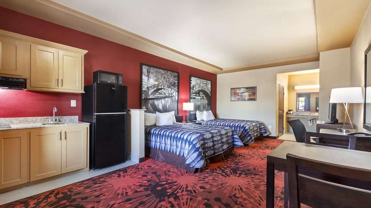 Super 8 Karnes City Room