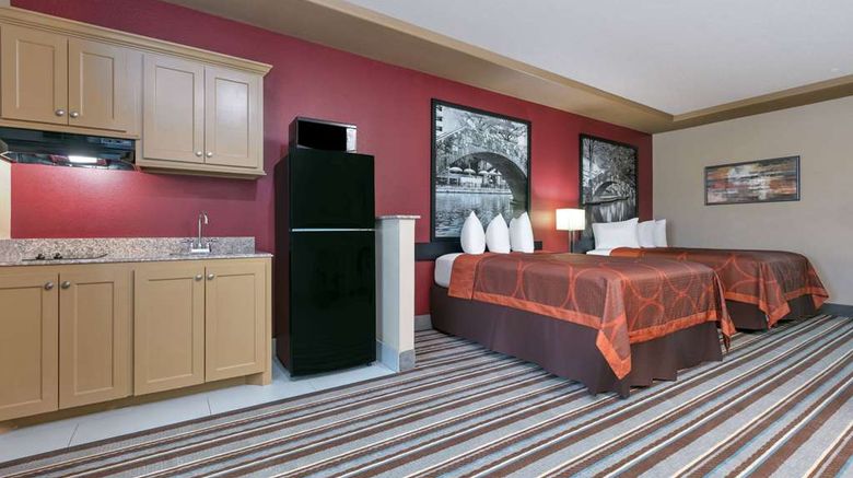 <b>Super 8 Karnes City Suite</b>. Images powered by <a href="https://iceportal.shijigroup.com/" title="IcePortal" target="_blank">IcePortal</a>.