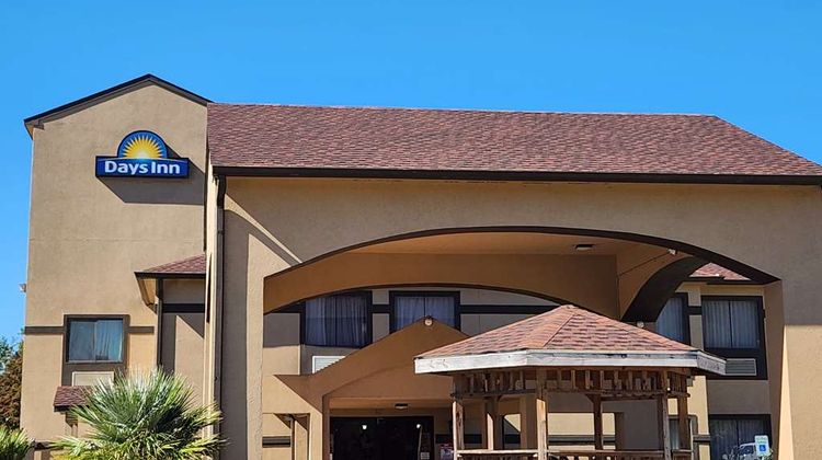 Days Inn Lumberton Exterior