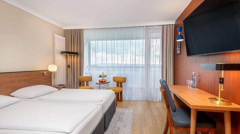 <b>Wyndham Garden Lahnstein Koblenz Room</b>. Images powered by <a href="https://iceportal.shijigroup.com/" title="IcePortal" target="_blank">IcePortal</a>.