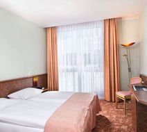 Days Inn Dessau Room