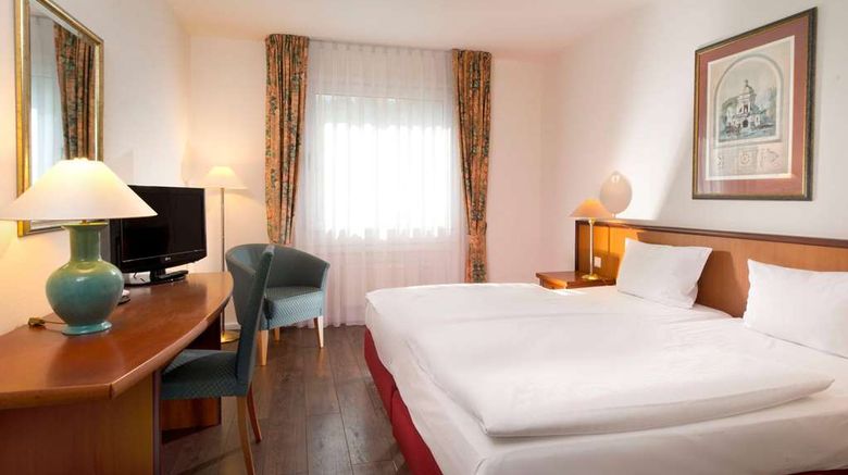 <b>Wyndham Garden Hennigsdorf Berlin Room</b>. Images powered by <a href="https://iceportal.shijigroup.com/" title="IcePortal" target="_blank">IcePortal</a>.