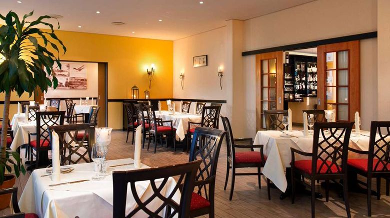 <b>Wyndham Garden Hennigsdorf Berlin Restaurant</b>. Images powered by <a href="https://iceportal.shijigroup.com/" title="IcePortal" target="_blank">IcePortal</a>.