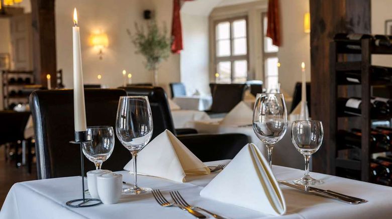 <b>Wyndham Garden Quedlinburg Stadtschloss Restaurant</b>. Images powered by <a href="https://iceportal.shijigroup.com/" title="IcePortal" target="_blank">IcePortal</a>.