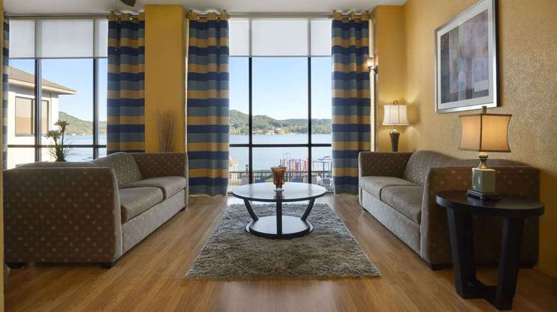 <b>Wyndham Garden Lake Guntersville Lobby</b>. Images powered by <a href="https://iceportal.shijigroup.com/" title="IcePortal" target="_blank">IcePortal</a>.