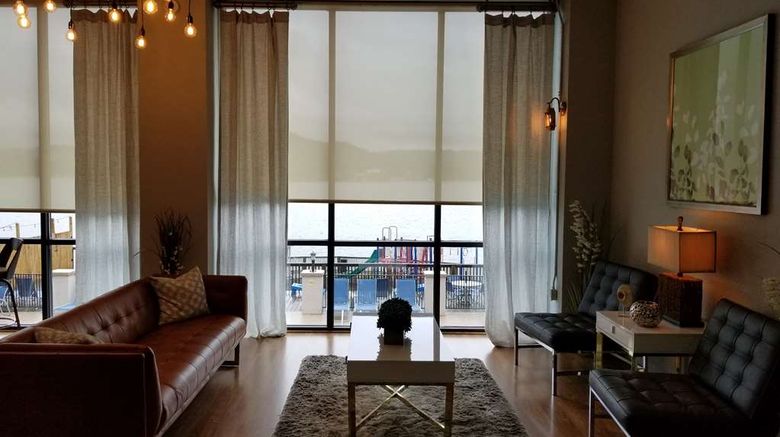 <b>Wyndham Garden Lake Guntersville Lobby</b>. Images powered by <a href="https://iceportal.shijigroup.com/" title="IcePortal" target="_blank">IcePortal</a>.