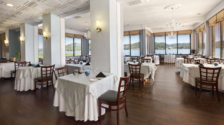 Wyndham Garden Lake Guntersville Restaurant