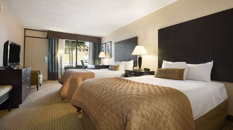 Wyndham Garden Lake Guntersville Room