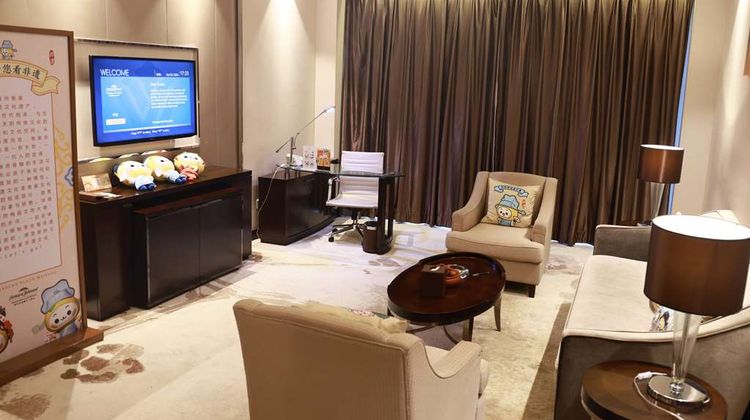 Howard Johnson Changsheng Plaza Suite