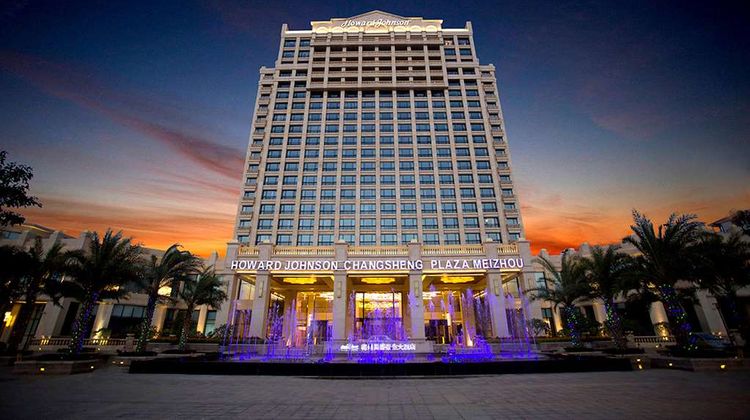 Howard Johnson Changsheng Plaza Exterior