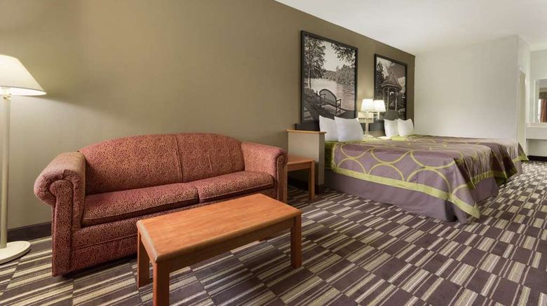 <b>Super 8 Chatsworth/Dalton Suite</b>. Images powered by <a href="https://iceportal.shijigroup.com/" title="IcePortal" target="_blank">IcePortal</a>.