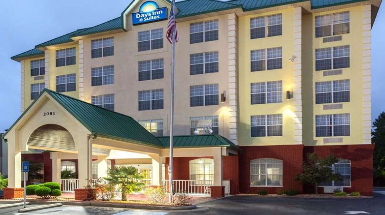 <b>Days Inn & Suites Tucker/Northlake Exterior</b>. Images powered by <a href="https://iceportal.shijigroup.com/" title="IcePortal" target="_blank">IcePortal</a>.