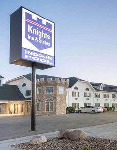 Knights Inn and Suites Grand Forks