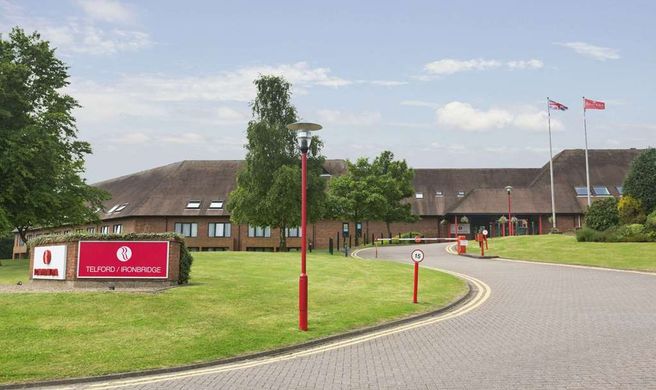 Mercure Telford Centre Hotel Exterior