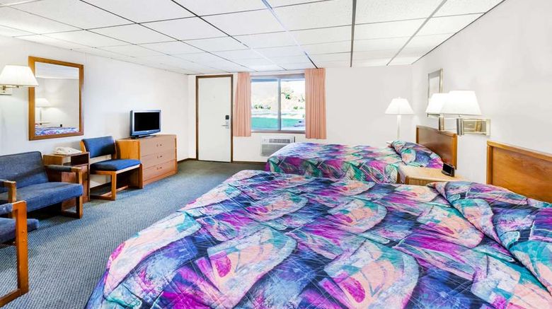 <b>Knights Inn Mackinaw City Room</b>. Images powered by <a href="https://iceportal.shijigroup.com/" title="IcePortal" target="_blank">IcePortal</a>.
