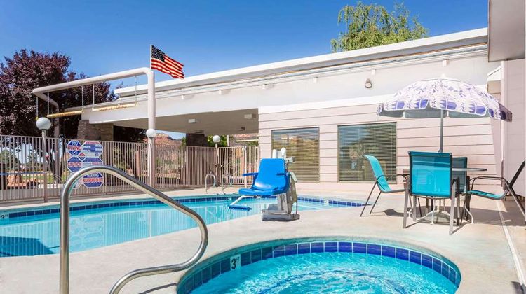 Days Inn & Suites Kanab Pool