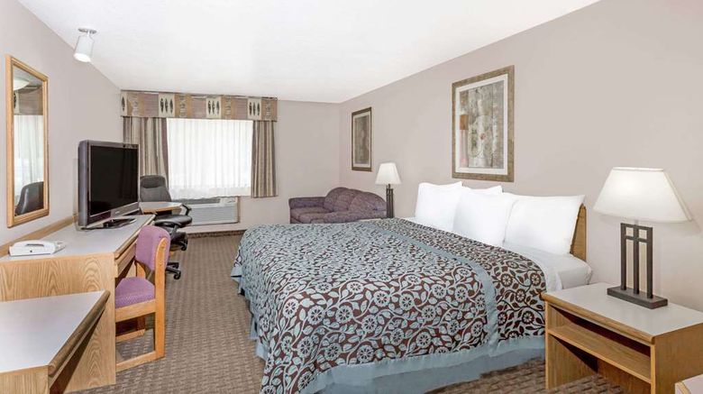 <b>Days Inn & Suites Kanab Suite</b>. Images powered by <a href="https://iceportal.shijigroup.com/" title="IcePortal" target="_blank">IcePortal</a>.