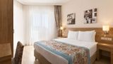<b>Ramada Resort Lara Suite</b>. Images powered by <a href="https://iceportal.shijigroup.com/" title="IcePortal" target="_blank">IcePortal</a>.