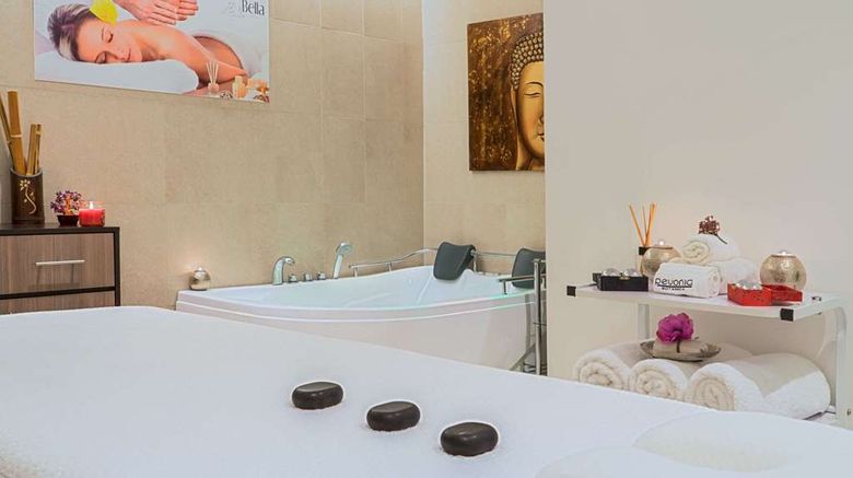 <b>Ramada Plaza Panama Punta Pacifica Spa</b>. Images powered by <a href="https://iceportal.shijigroup.com/" title="IcePortal" target="_blank">IcePortal</a>.