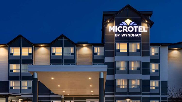 Microtel Inn & Suites by Wyndham Weyburn Exterior