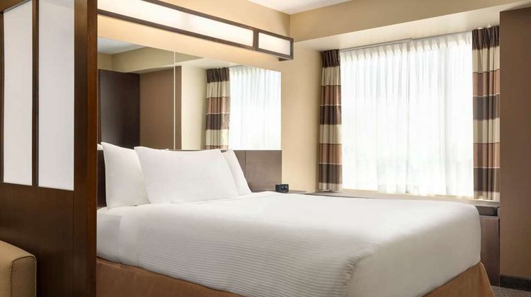 Microtel Inn & Suites by Wyndham Weyburn Room