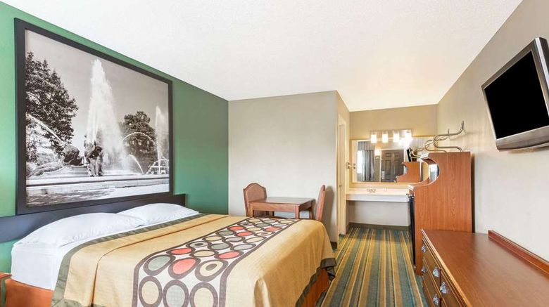 <b>Super 8 Greencastle Room</b>. Images powered by <a href="https://iceportal.shijigroup.com/" title="IcePortal" target="_blank">IcePortal</a>.