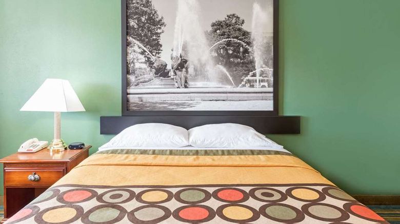 <b>Super 8 Greencastle Room</b>. Images powered by <a href="https://iceportal.shijigroup.com/" title="IcePortal" target="_blank">IcePortal</a>.